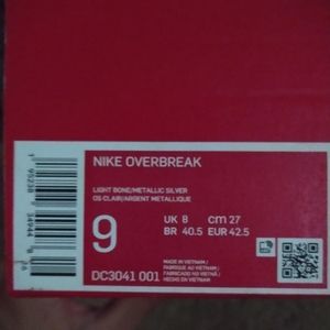 Nike overbreak
